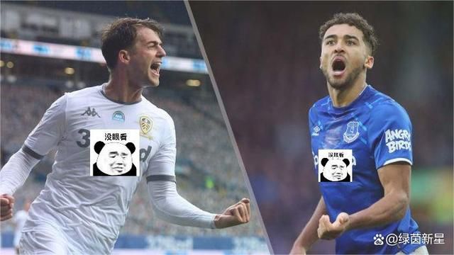 乔治·克鲁尼四处“乱窜”与萨尔玛·海 “大嘴美女”罗伯茨全家海滩游玩 新片年底上映 2013-08-22 当地时间8月21日，许久没有新片上映的“大嘴美女”朱莉娅·罗伯茨被拍到在加州马力布海滩与家人游玩。
