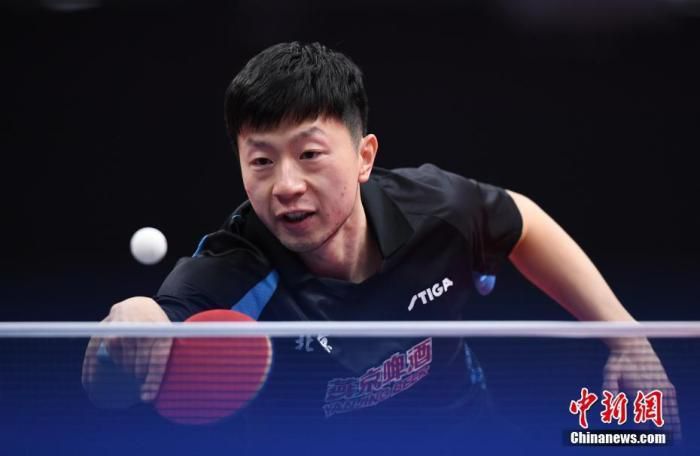 网曝张铭浩露骨聊天记录 后援会：好好学习做人 2020-10-28 近日，有网友爆料乐华娱乐旗下YHBOYS未成年成员张铭浩疑似因恋情被公司开出。