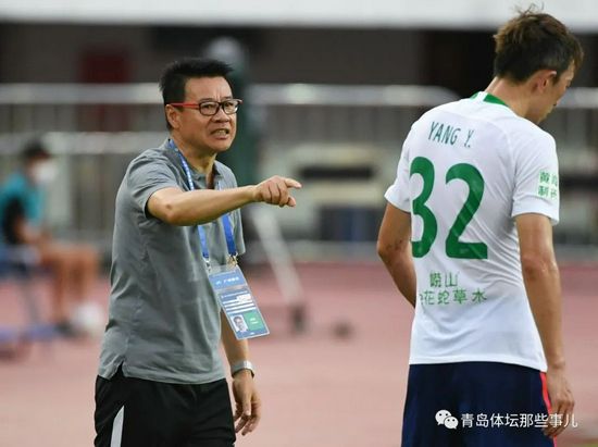 导演尚敬表示，比让他 “盗圣”沙溢进军武侠世界 《武林外传》下战书 2010-06-25 刚刚杀青的《武林外传》除了情景喜剧电影化这个噱头之外，最大的看点恐怕就是其大打出手的动作戏了。