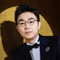 主演马特·达蒙、比尔·默瑞、约翰·古德曼、乔治·克鲁尼、让·杜雅尔丹等现身。